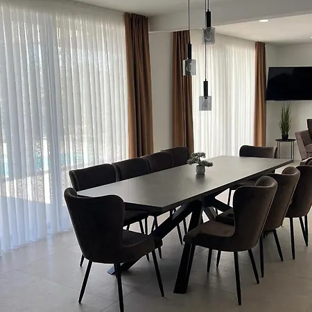 וילה Luxury Mojito שירוקי ברייג'